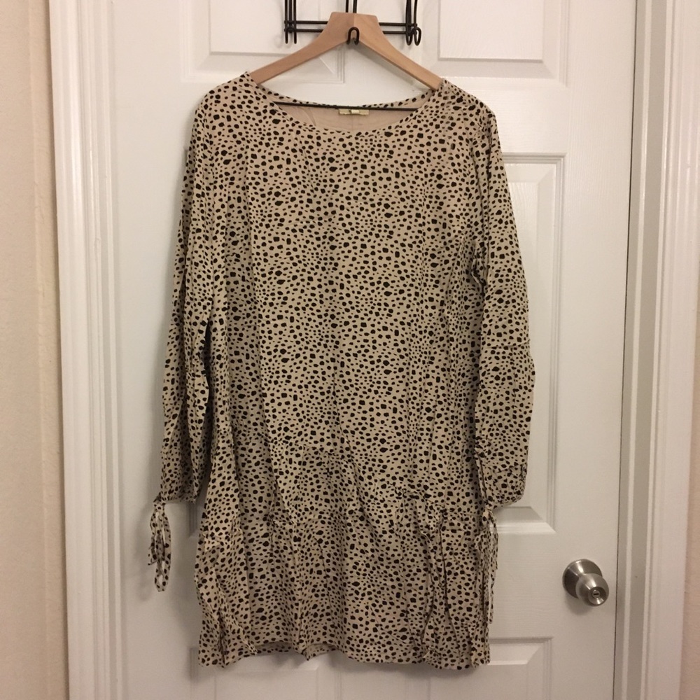 SALE!! 🛍 Kori Leopard Print Dress - Picture 4 of 6